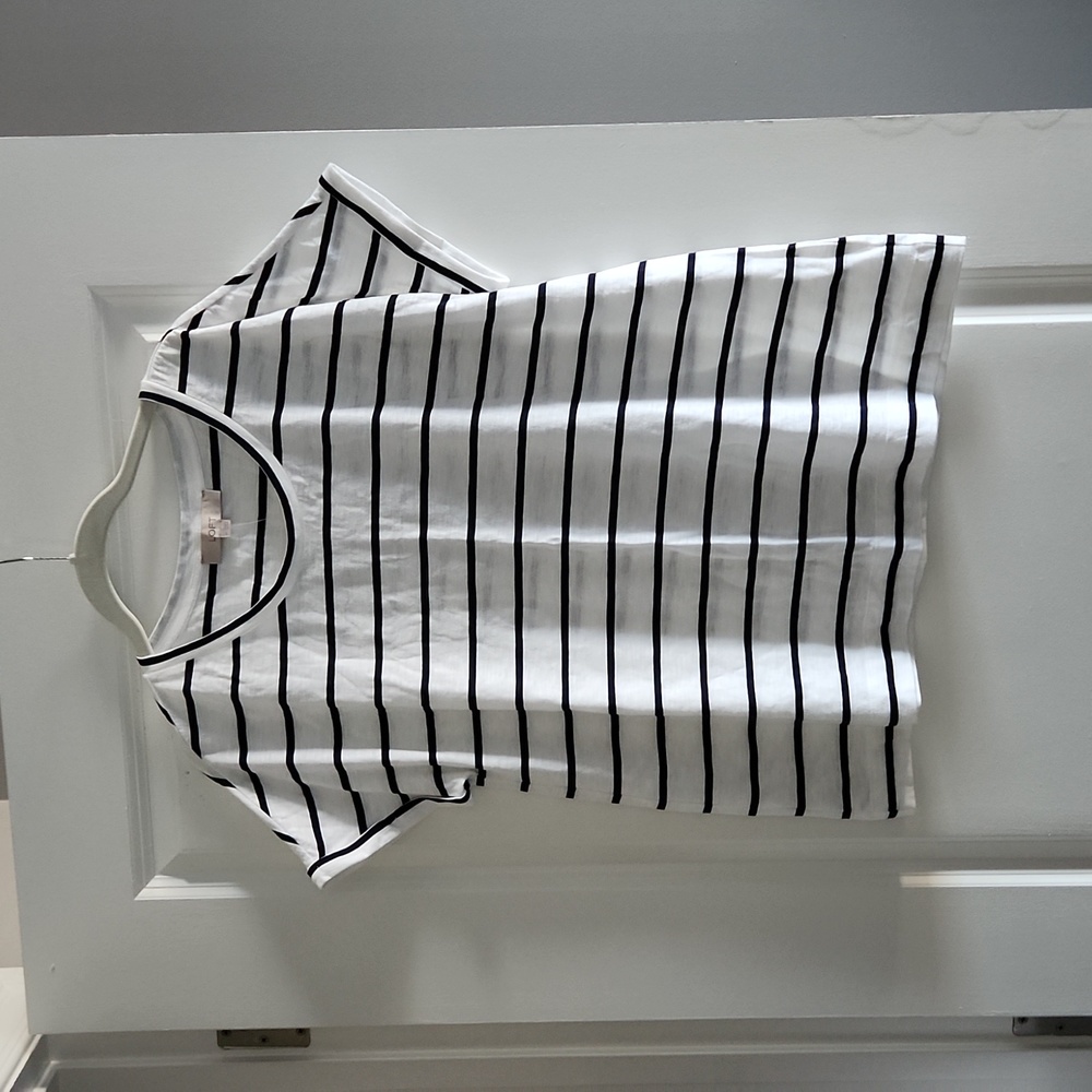 LOFT Black and White Striped Short Sleeve Tee